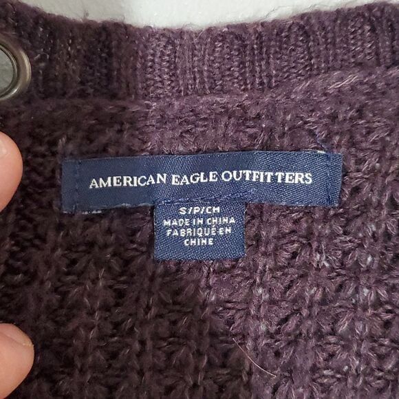 American Eagle small maroon long sleeve sweater - Picture 6 of 7